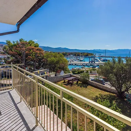 Διαμέρισμα Helles Nur 100 Meter Zum Mit Meerblick, Parkplatz, Bbq Novi Vinodolski