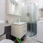 Appartement Helles Nur 100 Meter Zum Mit Meerblick, Parkplatz, Bbq *